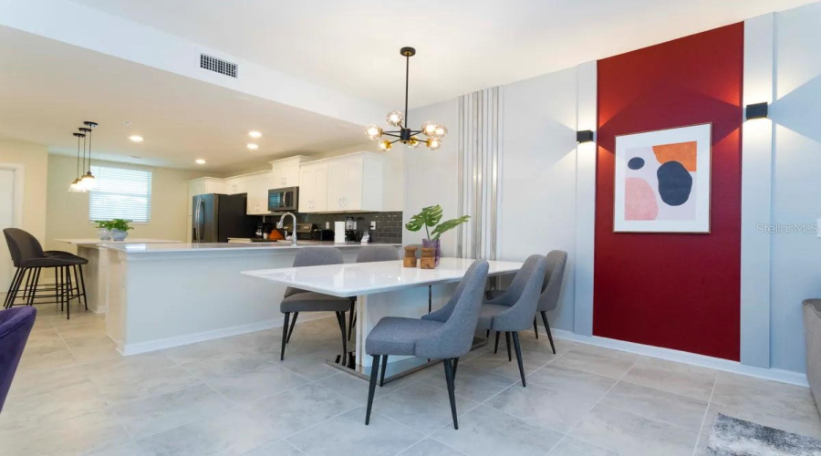 KISSIMMEE, Florida 34746, 2 Bedrooms Bedrooms, ,2 BathroomsBathrooms,Residential,For Sale,PARADOX,0,MFRO6332541