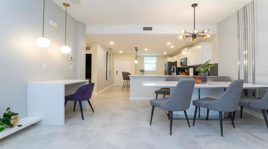 KISSIMMEE, Florida 34746, 2 Bedrooms Bedrooms, ,2 BathroomsBathrooms,Residential,For Sale,PARADOX,0,MFRO6332541