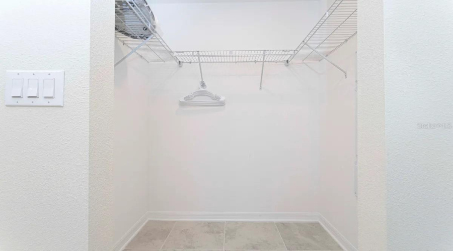 KISSIMMEE, Florida 34746, 2 Bedrooms Bedrooms, ,2 BathroomsBathrooms,Residential,For Sale,PARADOX,0,MFRO6332541