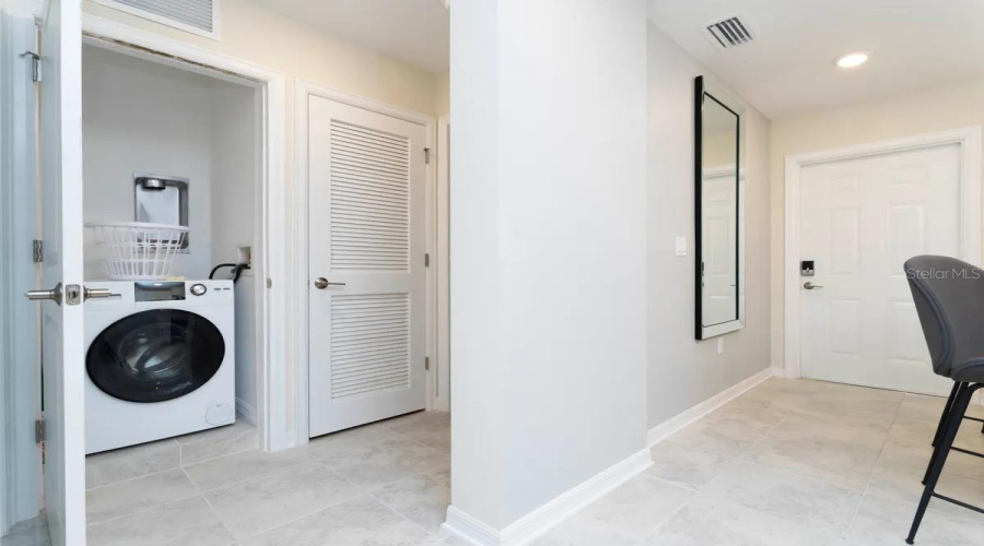 KISSIMMEE, Florida 34746, 2 Bedrooms Bedrooms, ,2 BathroomsBathrooms,Residential,For Sale,PARADOX,0,MFRO6332541