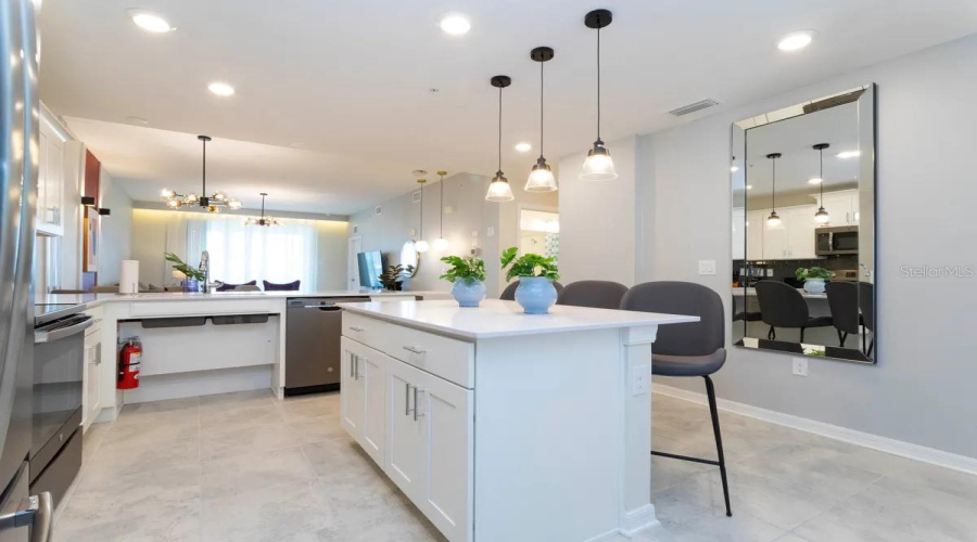 KISSIMMEE, Florida 34746, 2 Bedrooms Bedrooms, ,2 BathroomsBathrooms,Residential,For Sale,PARADOX,0,MFRO6332541