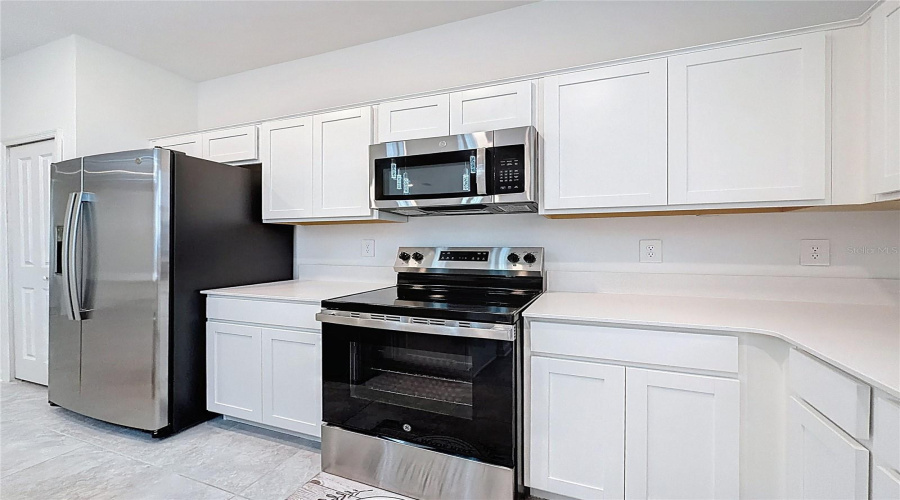 DAVENPORT, Florida 33896, 3 Bedrooms Bedrooms, ,2 BathroomsBathrooms,Residential,For Sale,BOGEY,0,MFRS5142726