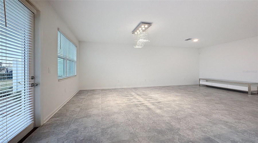 DAVENPORT, Florida 33896, 3 Bedrooms Bedrooms, ,2 BathroomsBathrooms,Residential,For Sale,BOGEY,0,MFRS5142726