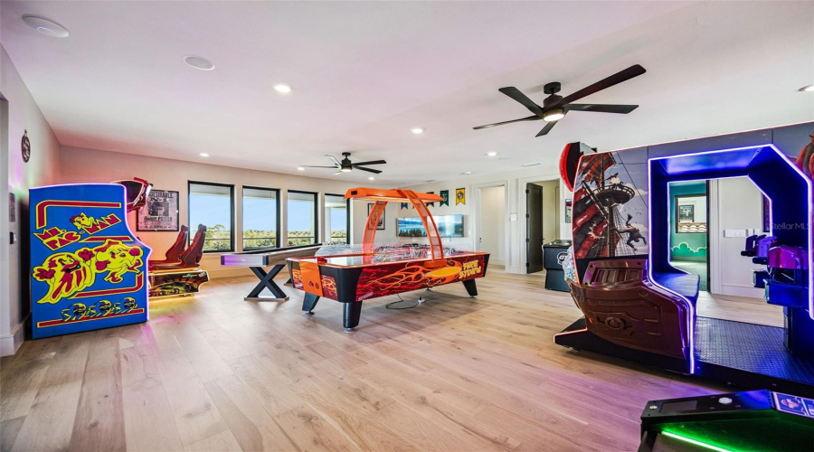 REUNION, Florida 34747, 10 Bedrooms Bedrooms, ,10 BathroomsBathrooms,Residential,For Sale,GOLDEN BEAR,0,MFRO6378786