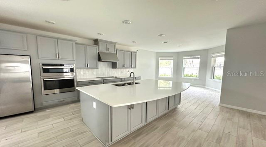 KISSIMMEE, Florida 34746, 5 Bedrooms Bedrooms, ,4 BathroomsBathrooms,Residential,For Sale,ROSE MALLOW,0,MFRO6379370