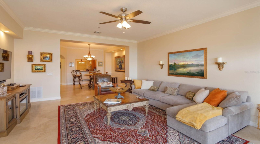 ORLANDO, Florida 32836, 2 Bedrooms Bedrooms, ,2 BathroomsBathrooms,Residential,For Sale,THE ESPLANADE,0,MFRO6379629