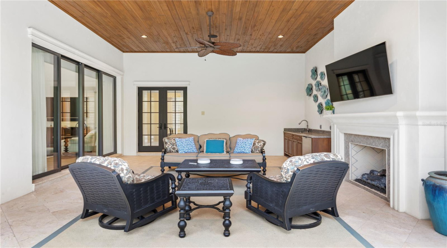 GOLDEN OAK, Florida 32836, 4 Bedrooms Bedrooms, ,3 BathroomsBathrooms,Residential,For Sale,MATTRAW,0,MFRO6376002