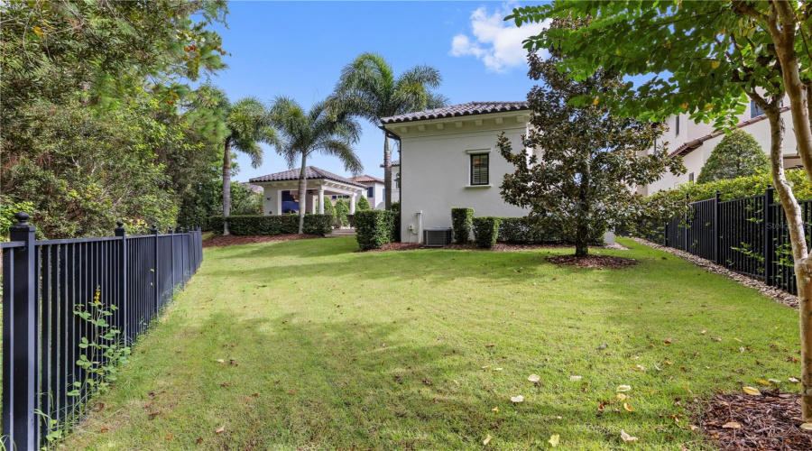 GOLDEN OAK, Florida 32836, 4 Bedrooms Bedrooms, ,3 BathroomsBathrooms,Residential,For Sale,MATTRAW,0,MFRO6376002