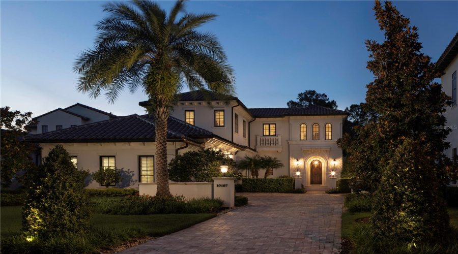 GOLDEN OAK, Florida 32836, 4 Bedrooms Bedrooms, ,3 BathroomsBathrooms,Residential,For Sale,MATTRAW,0,MFRO6376002