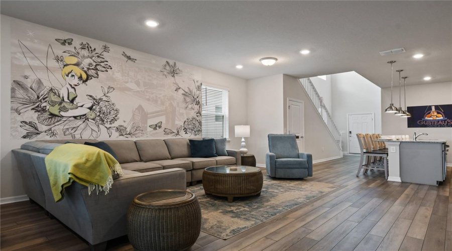 DAVENPORT, Florida 33897, 6 Bedrooms Bedrooms, ,4 BathroomsBathrooms,Residential,For Sale,KONA,0,MFRS5142965