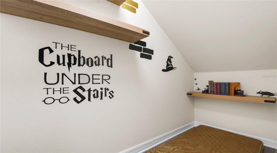 DAVENPORT, Florida 33897, 6 Bedrooms Bedrooms, ,4 BathroomsBathrooms,Residential,For Sale,KONA,0,MFRS5142965