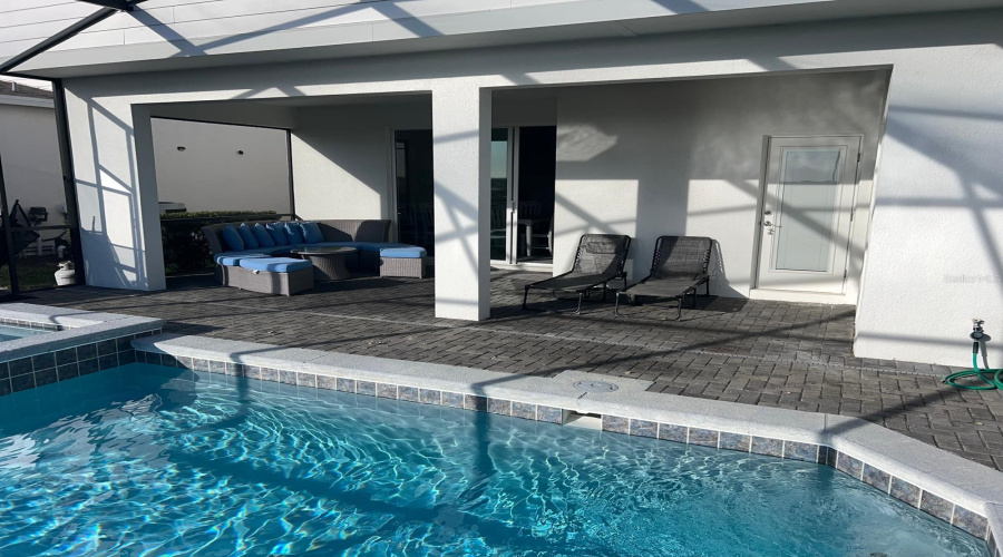 DAVENPORT, Florida 33897, 6 Bedrooms Bedrooms, ,4 BathroomsBathrooms,Residential,For Sale,KONA,0,MFRS5142965