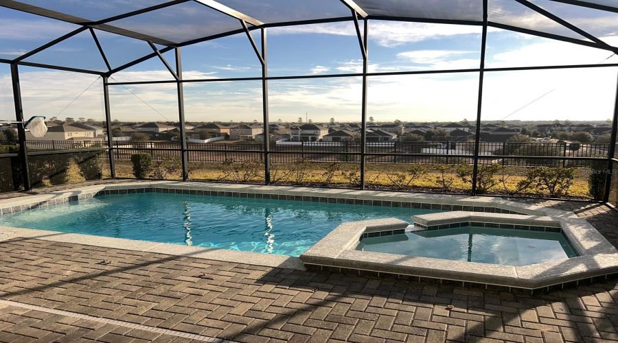 DAVENPORT, Florida 33897, 6 Bedrooms Bedrooms, ,4 BathroomsBathrooms,Residential,For Sale,KONA,0,MFRS5142965