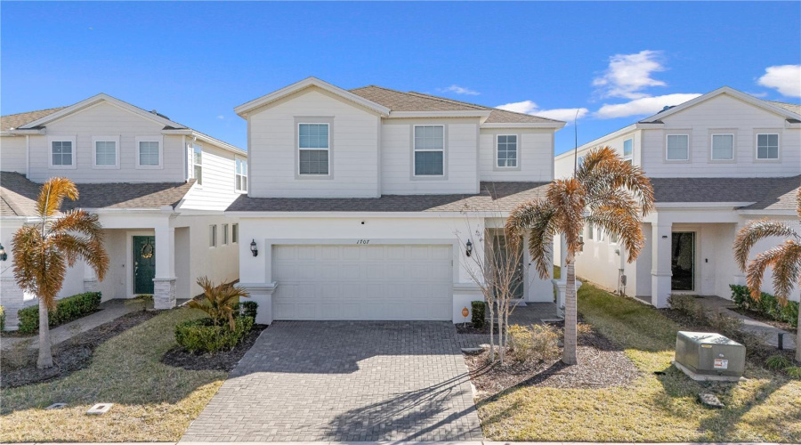 DAVENPORT, Florida 33897, 6 Bedrooms Bedrooms, ,4 BathroomsBathrooms,Residential,For Sale,KONA,0,MFRS5142965