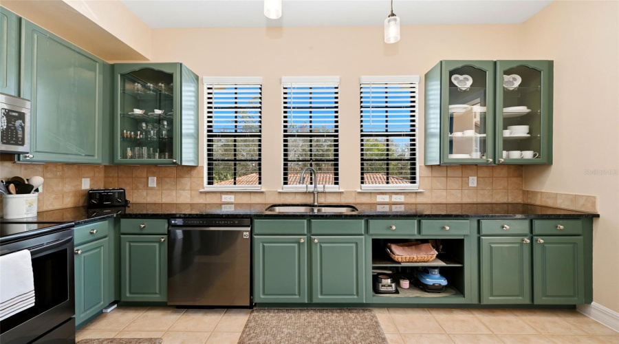 Beautifully Designed Kitchen