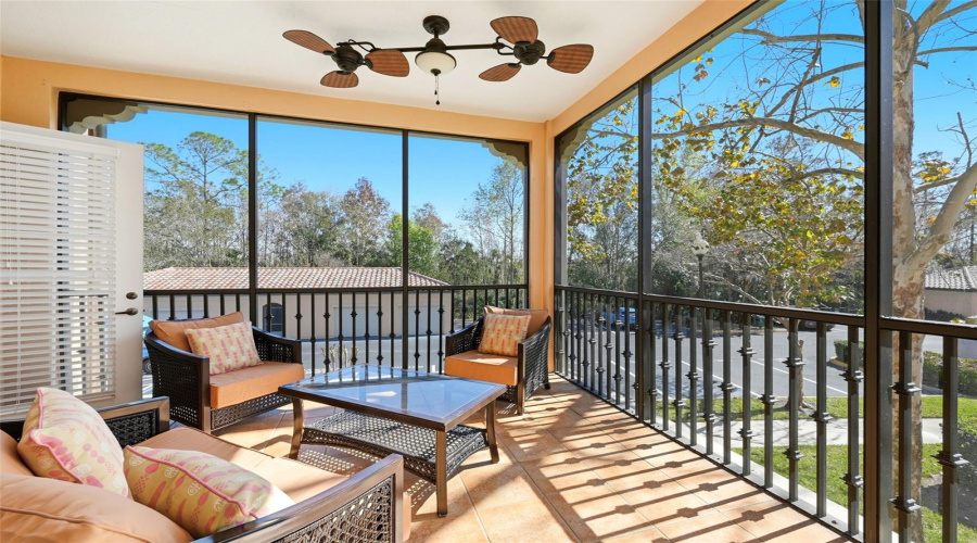 Screen Enclosed Corner Patio