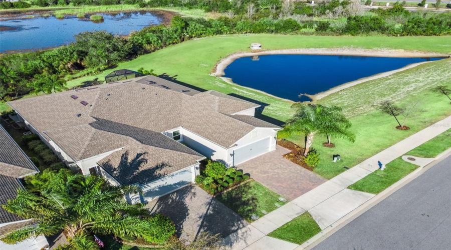 KISSIMMEE, Florida 34747, 2 Bedrooms Bedrooms, ,2 BathroomsBathrooms,Residential,For Sale,SAND PIERRE COURT,0,MFRO6379571