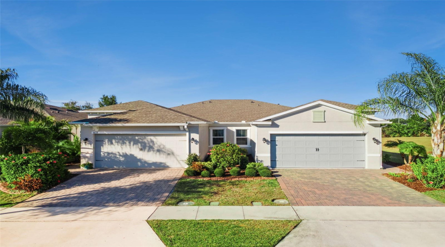 KISSIMMEE, Florida 34747, 2 Bedrooms Bedrooms, ,2 BathroomsBathrooms,Residential,For Sale,SAND PIERRE COURT,0,MFRO6379571