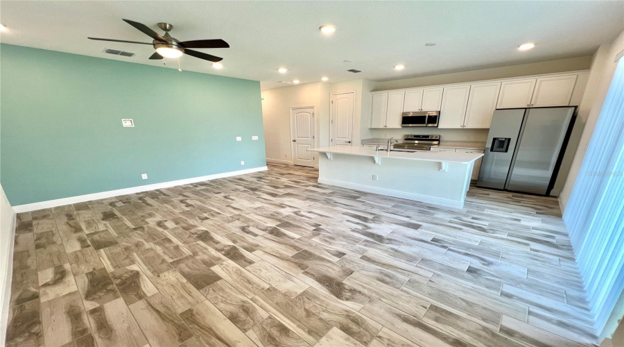 KISSIMMEE, Florida 34747, 3 Bedrooms Bedrooms, ,3 BathroomsBathrooms,Residential,For Sale,CASTAWAY,0,MFRO6378936