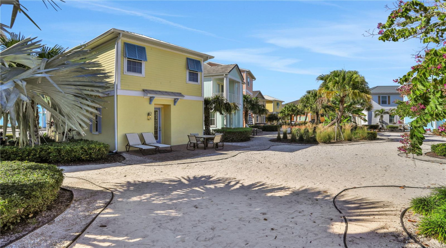 KISSIMMEE, Florida 34747, 2 Bedrooms Bedrooms, ,2 BathroomsBathrooms,Residential,For Sale,FLIP FLOP,0,MFRO6377820