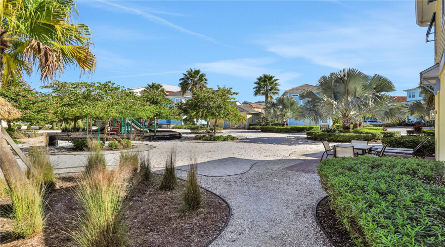 KISSIMMEE, Florida 34747, 2 Bedrooms Bedrooms, ,2 BathroomsBathrooms,Residential,For Sale,FLIP FLOP,0,MFRO6377820