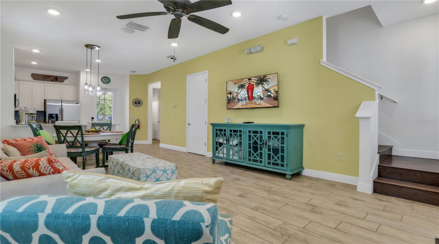 KISSIMMEE, Florida 34747, 2 Bedrooms Bedrooms, ,2 BathroomsBathrooms,Residential,For Sale,FLIP FLOP,0,MFRO6377820