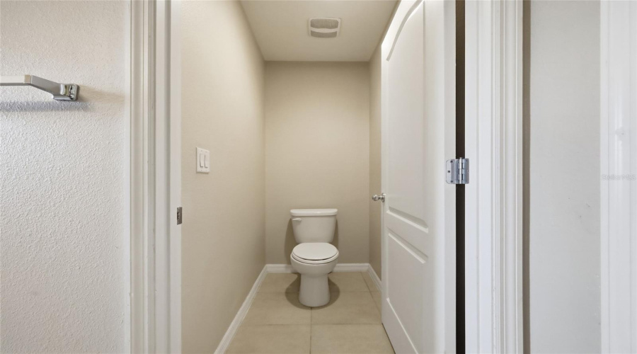 DAVENPORT, Florida 33897, 5 Bedrooms Bedrooms, ,3 BathroomsBathrooms,Residential,For Sale,LAZY WILLOW,0,MFRS5140894