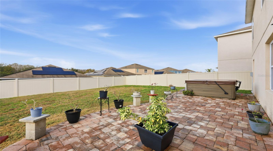 DAVENPORT, Florida 33897, 5 Bedrooms Bedrooms, ,3 BathroomsBathrooms,Residential,For Sale,LAZY WILLOW,0,MFRS5140894