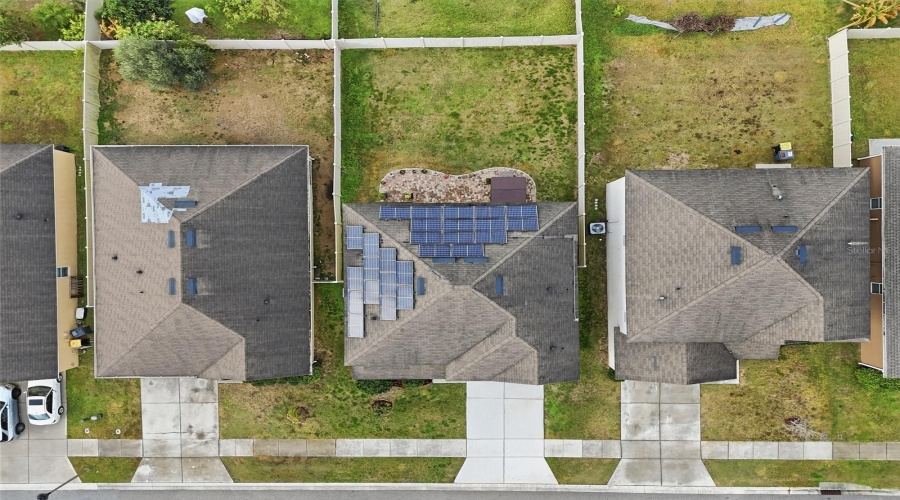 DAVENPORT, Florida 33897, 5 Bedrooms Bedrooms, ,3 BathroomsBathrooms,Residential,For Sale,LAZY WILLOW,0,MFRS5140894