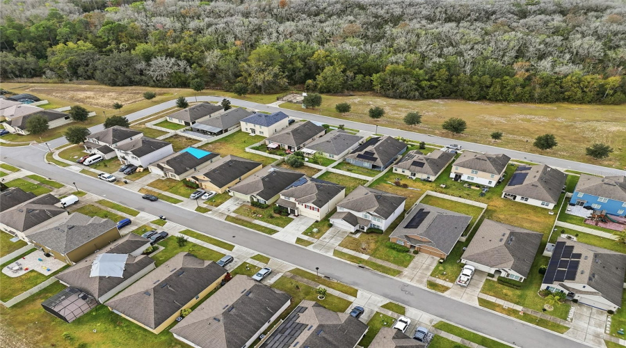 DAVENPORT, Florida 33897, 5 Bedrooms Bedrooms, ,3 BathroomsBathrooms,Residential,For Sale,LAZY WILLOW,0,MFRS5140894