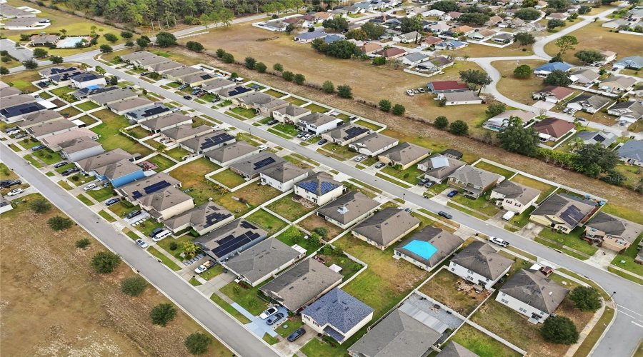 DAVENPORT, Florida 33897, 5 Bedrooms Bedrooms, ,3 BathroomsBathrooms,Residential,For Sale,LAZY WILLOW,0,MFRS5140894