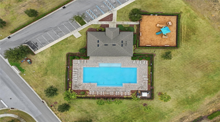 DAVENPORT, Florida 33897, 5 Bedrooms Bedrooms, ,3 BathroomsBathrooms,Residential,For Sale,LAZY WILLOW,0,MFRS5140894