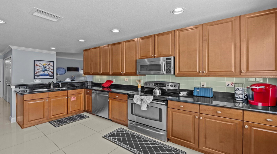 REUNION, Florida 34747, 3 Bedrooms Bedrooms, ,2 BathroomsBathrooms,Residential,For Sale,EXCITEMENT,0,MFRS5142840