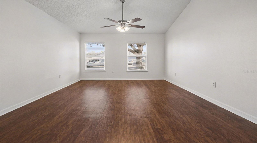 DAVENPORT, Florida 33837, 4 Bedrooms Bedrooms, ,2 BathroomsBathrooms,Residential,For Sale,LOBELIA,0,MFRO6378877