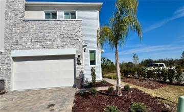 DAVENPORT, Florida 33896, 3 Bedrooms Bedrooms, ,2 BathroomsBathrooms,Residential,For Sale,NINE IRON,0,MFRO6379503