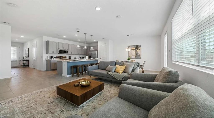 DAVENPORT, Florida 33896, 3 Bedrooms Bedrooms, ,2 BathroomsBathrooms,Residential,For Sale,LONGBOAT DR,0,MFRO6379978