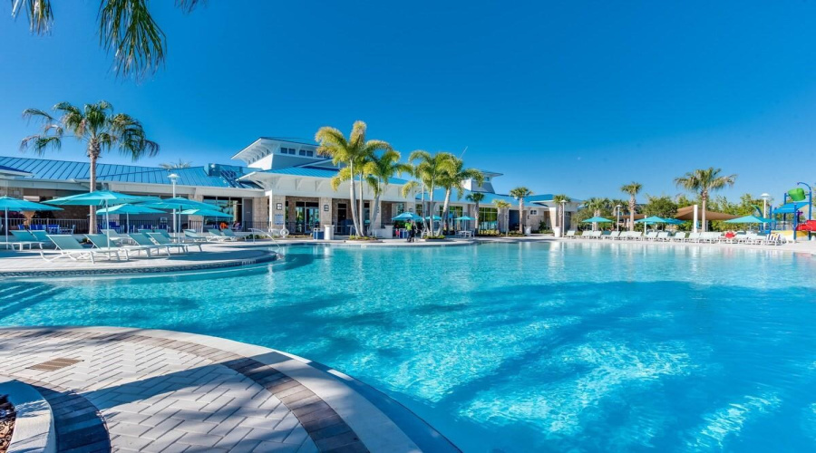 DAVENPORT, Florida 33897, 5 Bedrooms Bedrooms, ,4 BathroomsBathrooms,Residential,For Sale,JETTY,0,MFRO6379988