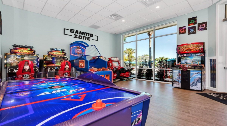 DAVENPORT, Florida 33897, 5 Bedrooms Bedrooms, ,4 BathroomsBathrooms,Residential,For Sale,JETTY,0,MFRO6379988