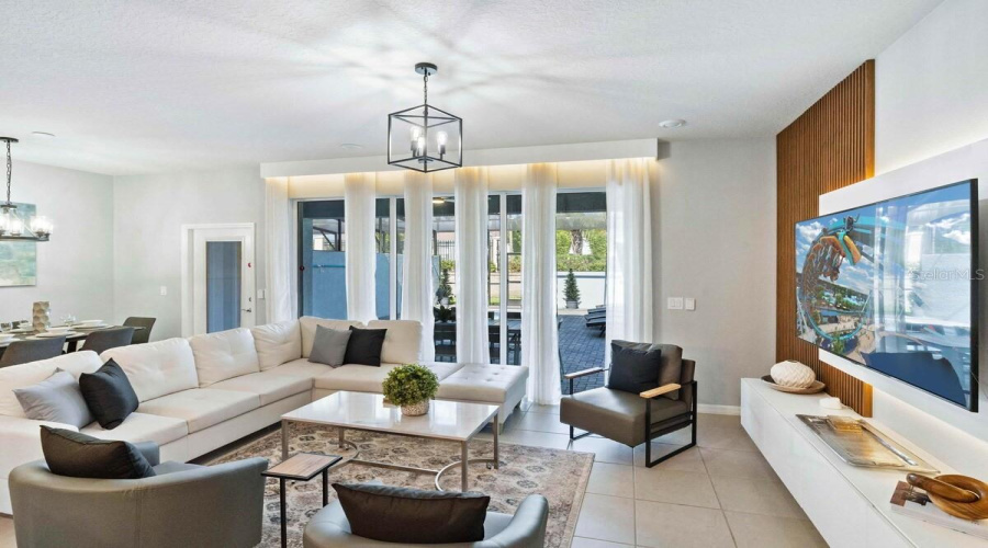 DAVENPORT, Florida 33897, 5 Bedrooms Bedrooms, ,4 BathroomsBathrooms,Residential,For Sale,JETTY,0,MFRO6379988