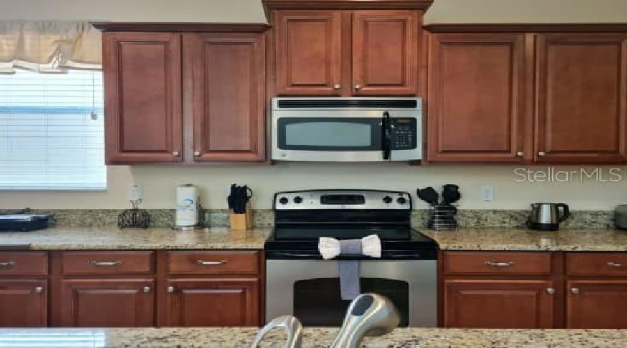 KISSIMMEE, Florida 34747, 5 Bedrooms Bedrooms, ,5 BathroomsBathrooms,Residential,For Sale,CUBAN PALM,0,MFRTB8472898