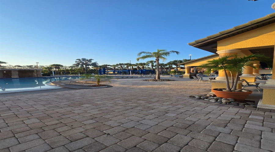 KISSIMMEE, Florida 34747, 5 Bedrooms Bedrooms, ,5 BathroomsBathrooms,Residential,For Sale,CUBAN PALM,0,MFRTB8472898