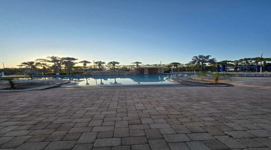 KISSIMMEE, Florida 34747, 5 Bedrooms Bedrooms, ,5 BathroomsBathrooms,Residential,For Sale,CUBAN PALM,0,MFRTB8472898