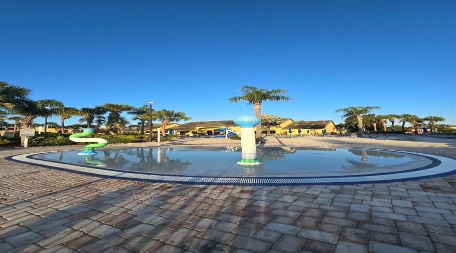 KISSIMMEE, Florida 34747, 5 Bedrooms Bedrooms, ,5 BathroomsBathrooms,Residential,For Sale,CUBAN PALM,0,MFRTB8472898