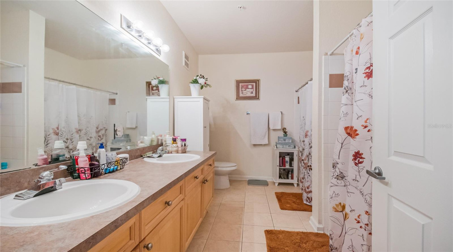 DAVENPORT, Florida 33896, 2 Bedrooms Bedrooms, ,2 BathroomsBathrooms,Residential,For Sale,TERRACE RIDGE,0,MFRS5143187