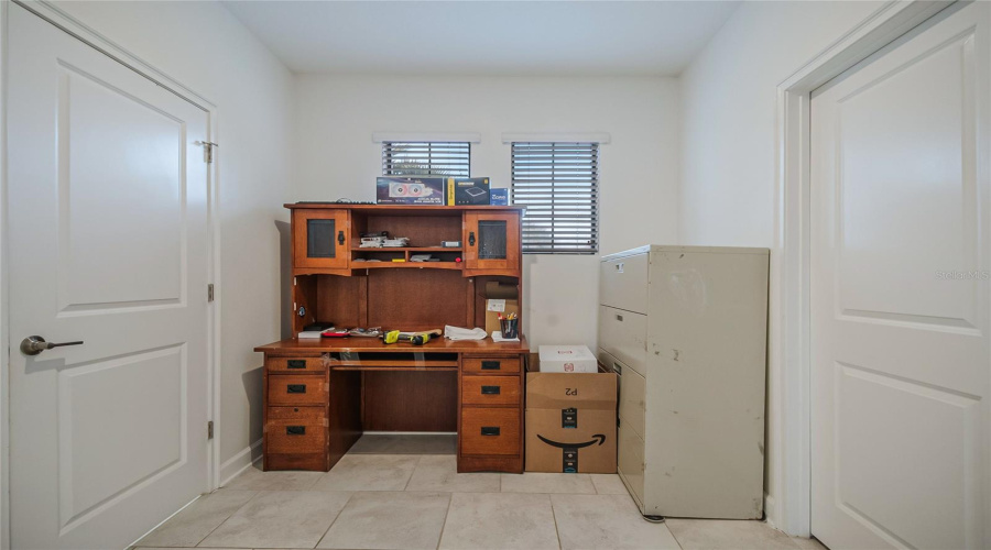 DAVENPORT, Florida 33896, 3 Bedrooms Bedrooms, ,2 BathroomsBathrooms,Residential,For Sale,AZALEA SANDS,0,MFRS5143196