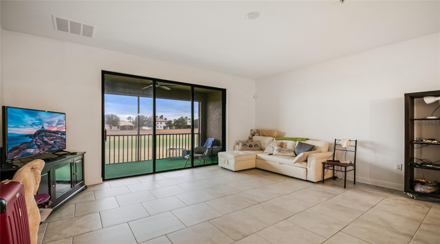 DAVENPORT, Florida 33896, 3 Bedrooms Bedrooms, ,2 BathroomsBathrooms,Residential,For Sale,AZALEA SANDS,0,MFRS5143196