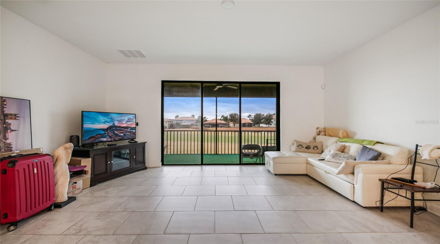 DAVENPORT, Florida 33896, 3 Bedrooms Bedrooms, ,2 BathroomsBathrooms,Residential,For Sale,AZALEA SANDS,0,MFRS5143196