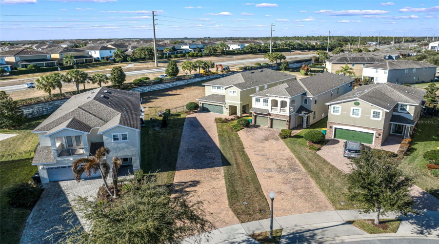 KISSIMMEE, Florida 34747, 6 Bedrooms Bedrooms, ,6 BathroomsBathrooms,Residential,For Sale,MINTON,0,MFRO6379374