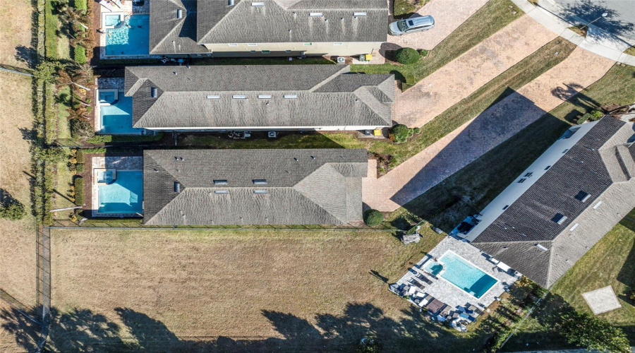 KISSIMMEE, Florida 34747, 6 Bedrooms Bedrooms, ,6 BathroomsBathrooms,Residential,For Sale,MINTON,0,MFRO6379374