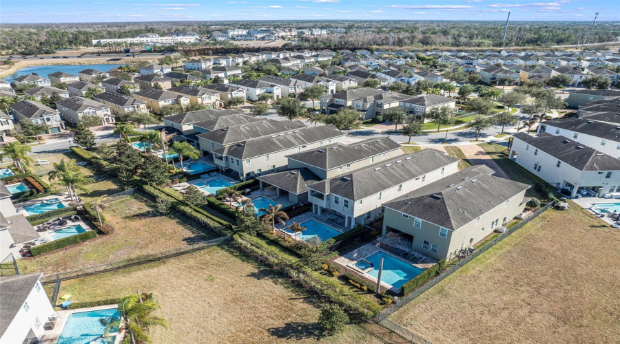 KISSIMMEE, Florida 34747, 6 Bedrooms Bedrooms, ,6 BathroomsBathrooms,Residential,For Sale,MINTON,0,MFRO6379374